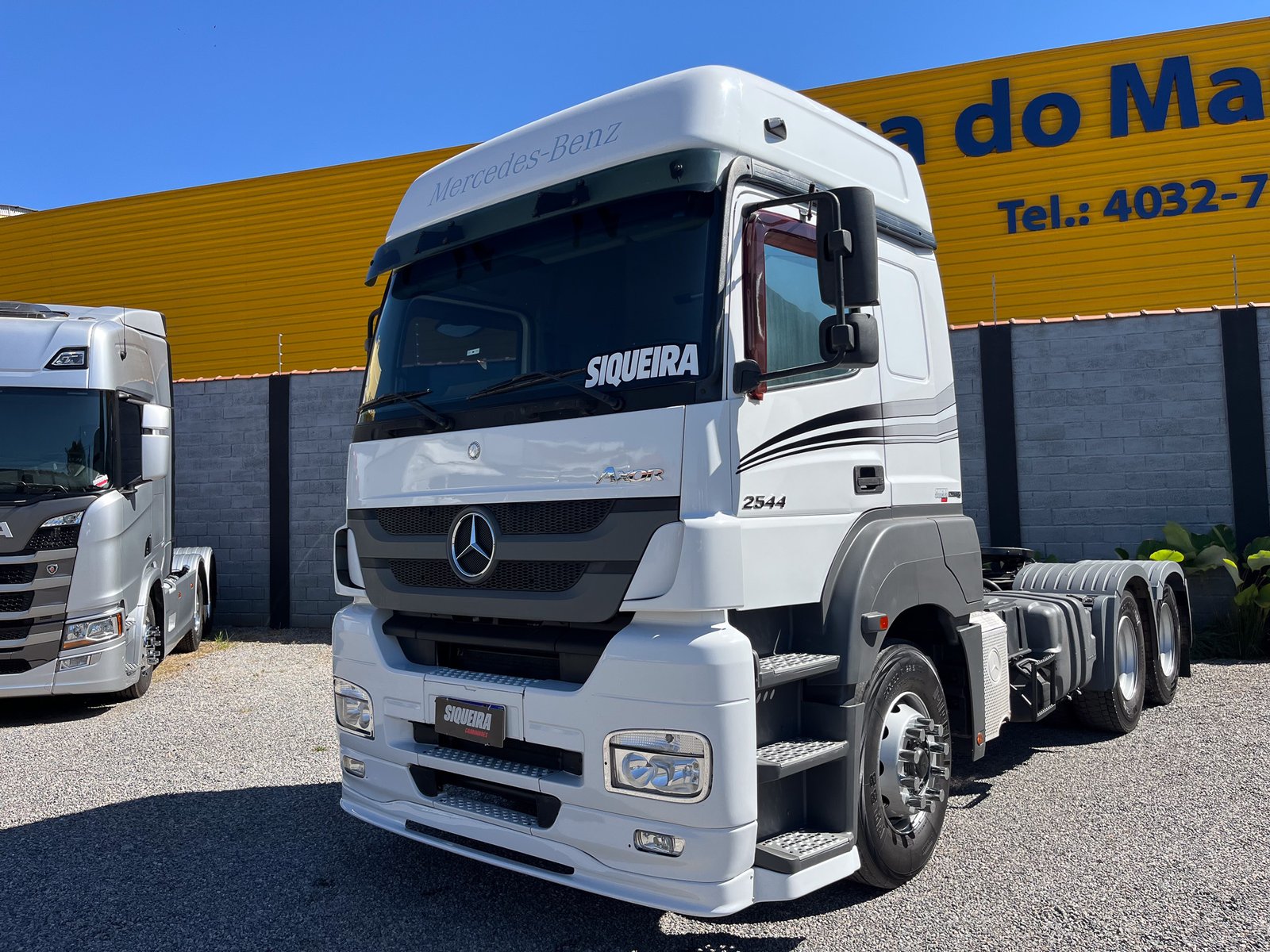 MB AXOR 2544 6X2 2014/2014 — foto 1 de 12
