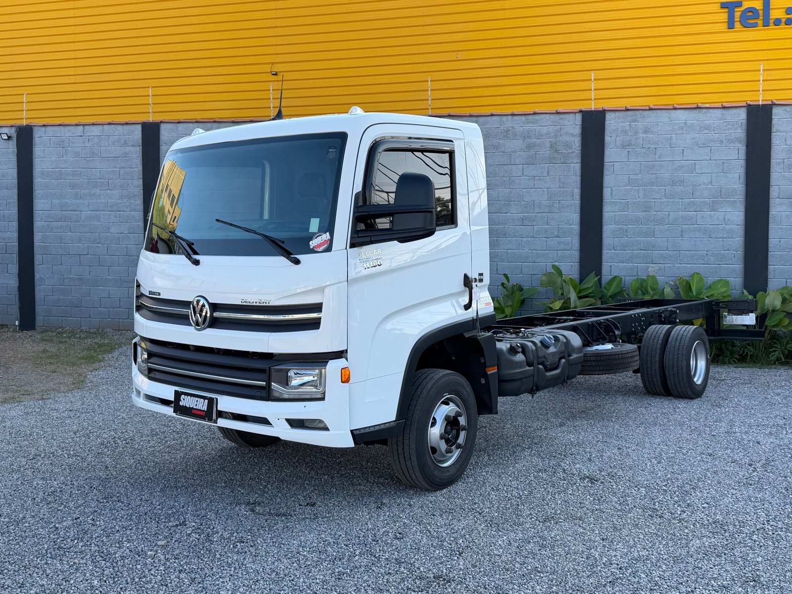 VW 11180 2024 4x2 — foto 1 de 11